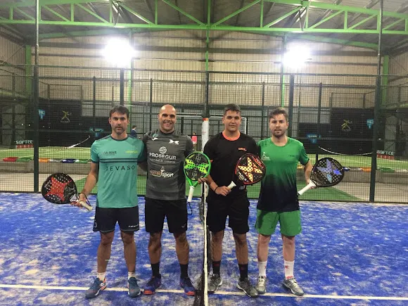 CENTRO DE PADEL SAN MATEO - Narón