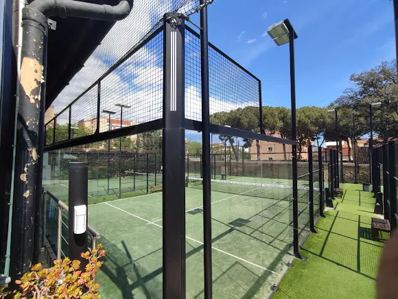 Vuit pàdel - Club de pádel en Sant Llorenc dHortons