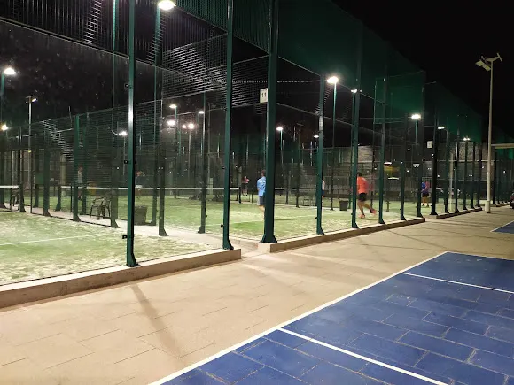 Pista de Tenis San Joan Despí - L'Hospitalet de Llobregat
