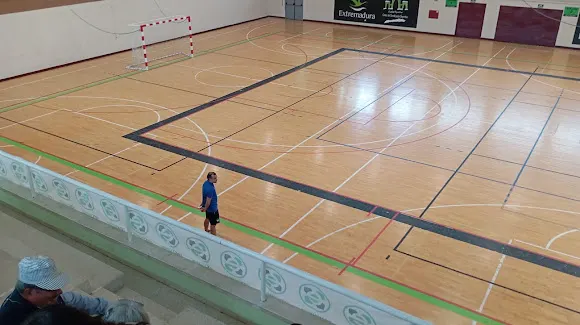 Polideportivo Municipal - Ahigal