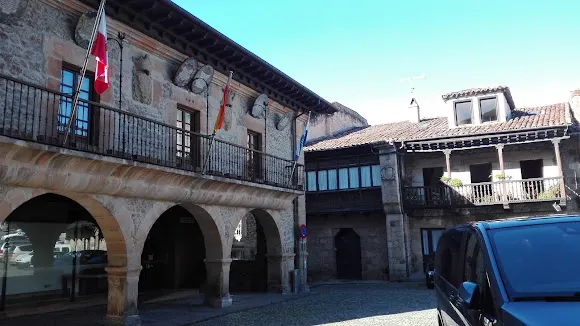 Real Club Estrada - Comillas