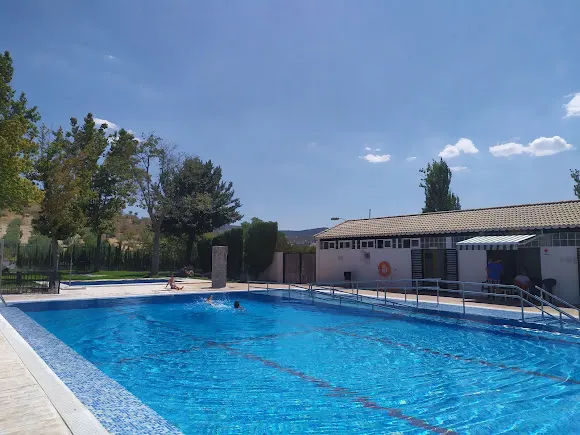 Polideportivo Municipal - Fuente-Tojar