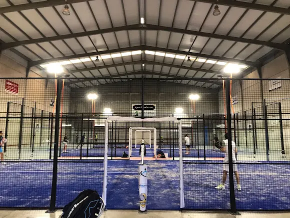 PADEL FUENTES INDOOR - Fuentes de Andalucia