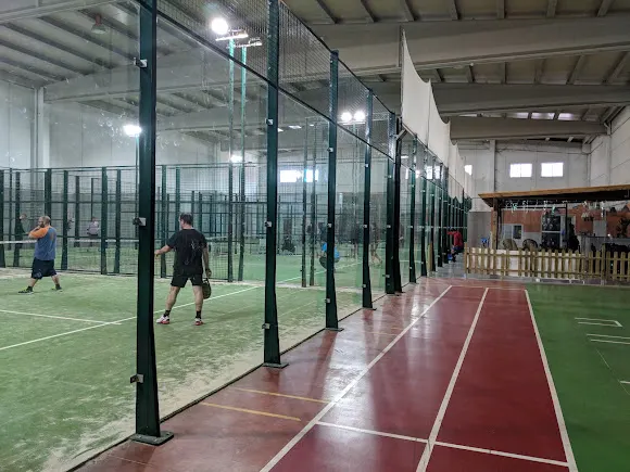 Valdemorillo Indoor Padel S L - Valdemorillo