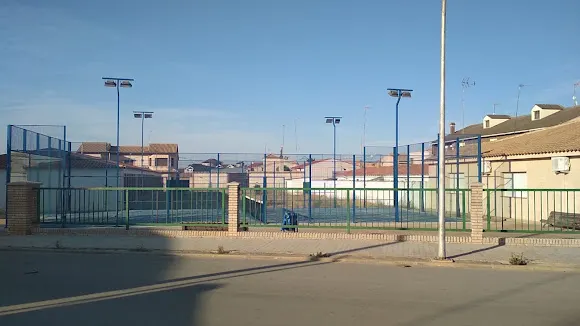 Pista de Pádel Municipal de Casas de Haro. - Casas de Haro