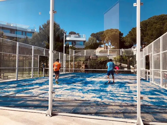 Pádel y Tenis Cap Roig