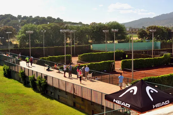 Club Tennis d´Aro - Club deportivo en Castell-Platja d'Aro