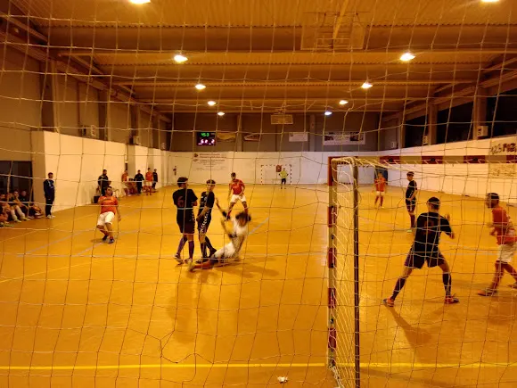 Polideportivo Municipal de Pozo de Guadalajara. - Pozo de Guadalajara