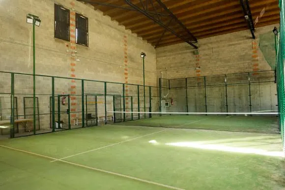 Polideportivo de Sahún - Sahun