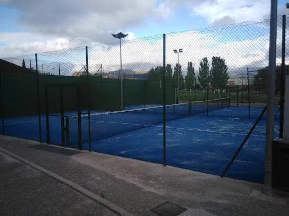 Complejo Deportivo El Mazo - Haro