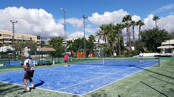 Club de Tenis y Padel Holycan - Santa Lucia de Tirajana