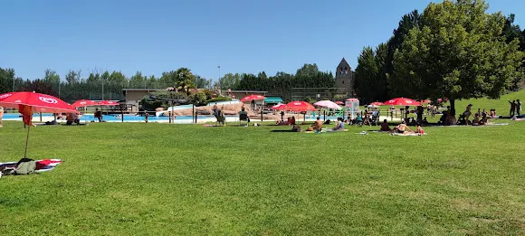 Complejo polideportivo El Soto - Carracedelo