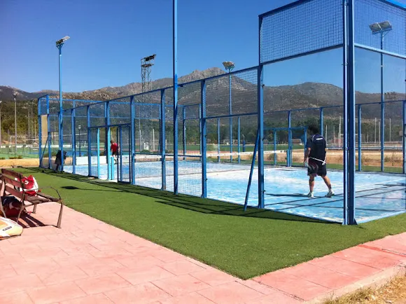 PADEL Y TENIS BECERRIL PYT DURAMONTE - Becerril de la Sierra