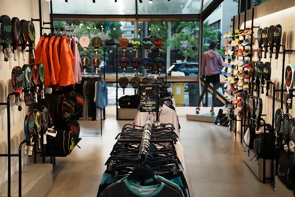 Pādel Nuestro Madrid Flagship - Madrid