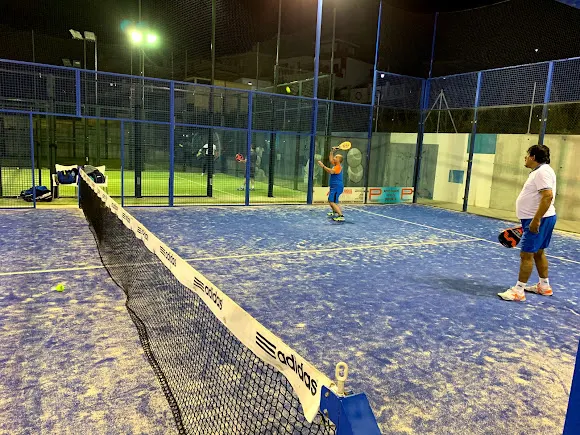 Club de Pádel Sierra Gorda Coin - Parque Infantil En Coin - Benalmádena