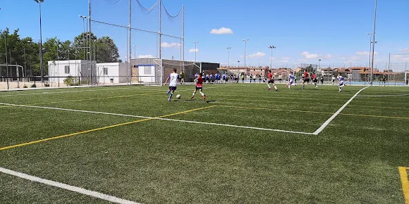 Complejo Deportivo Los Escobares - La Lastrilla