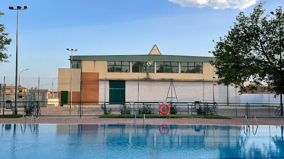 Piscinas y Polideportivo Municipal de Santa Eulalia del Campo - Santa Eulalia