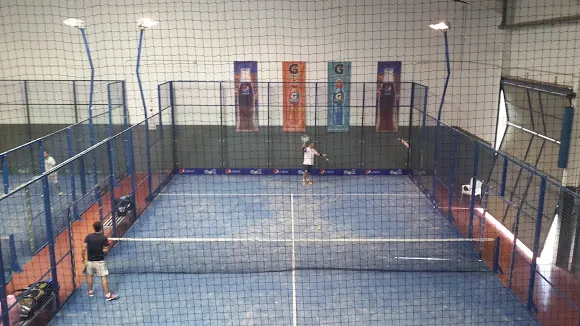 Padel Indoor x3 Escalonilla