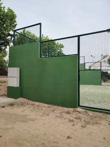 Pista de pádel municipal (Las Lomas) - Olias del Rey