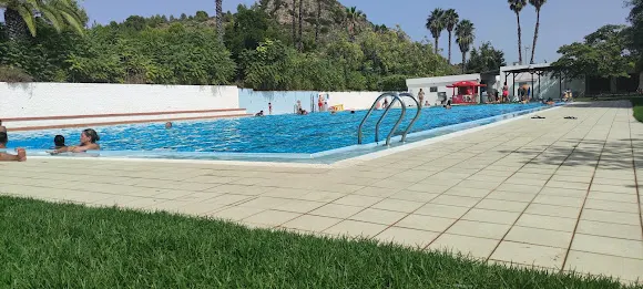 Polideportivo Monserrat - Turis