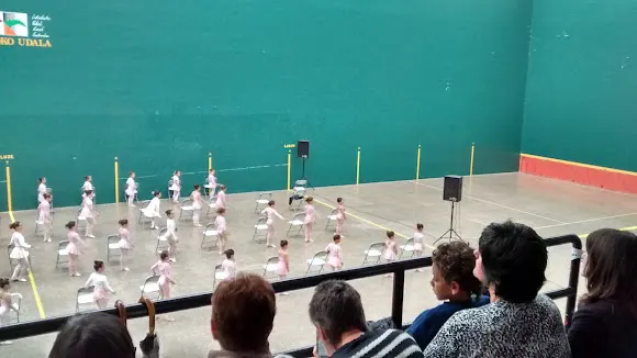 Polideportivo Municipal de Lekeitio - Lekeitio