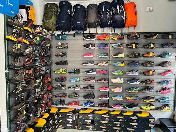 K2 Planet Tienda de Montaña y del Peregrino en León - León