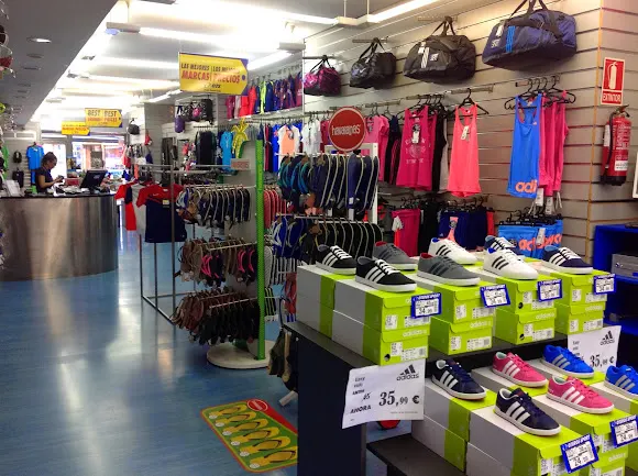 Oteros Training Store - Nerja